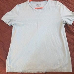 Kenneth Cole v-neck tee